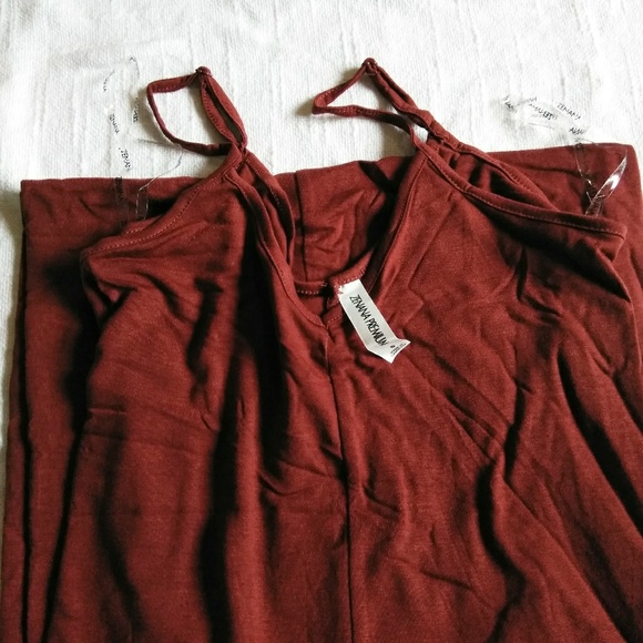 NEW V-Neck Cami Maxi Sun Dress - Picture 2 of 7